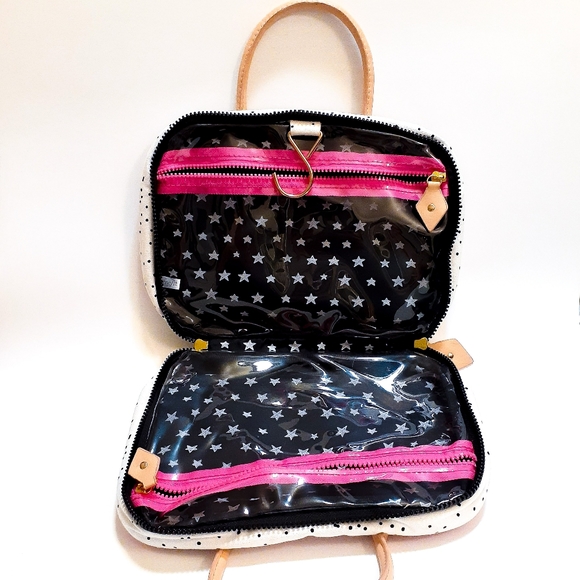 Posh Benefit Makeup Case - Picture 3 of 4